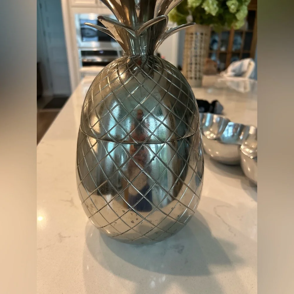 Tommy Bahama Chic Silver Pineapple Accent Ice Bucket - Picture 2 of 3